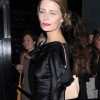 mischa-barton-photobomb-3