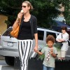 heidi-klum-eating-11