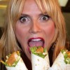heidi-klum-eating-3